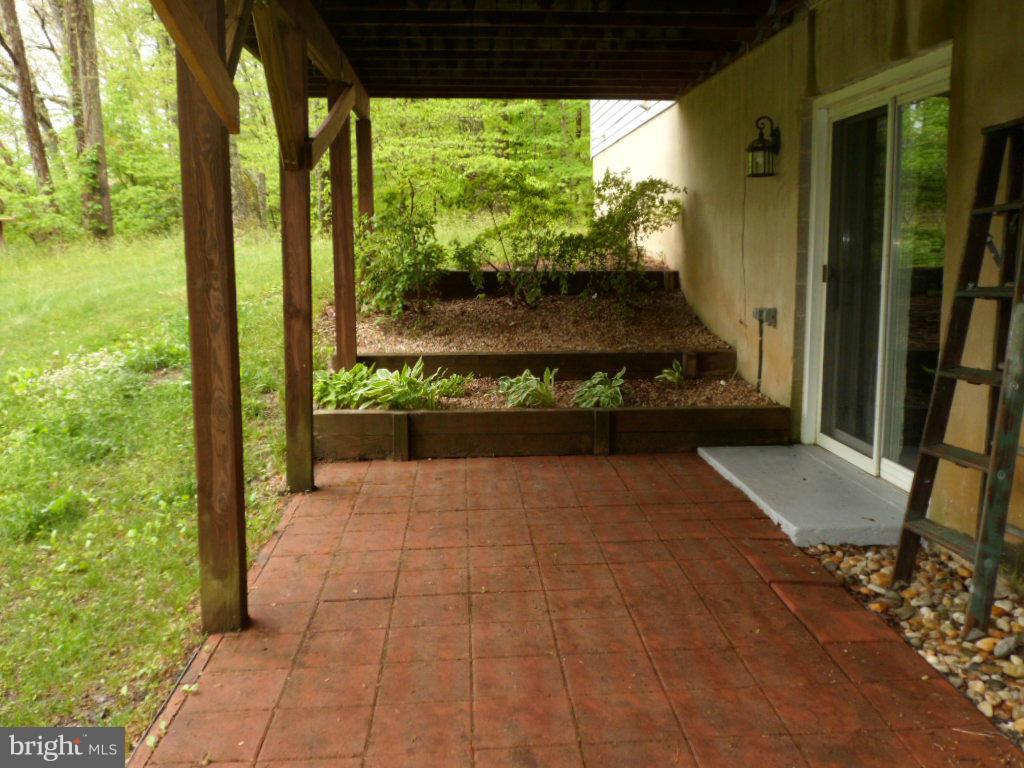 QUIET ACRES - Residential