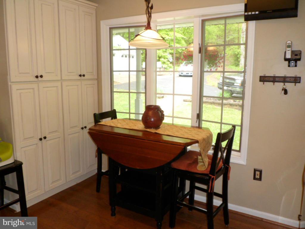 QUIET ACRES - Residential