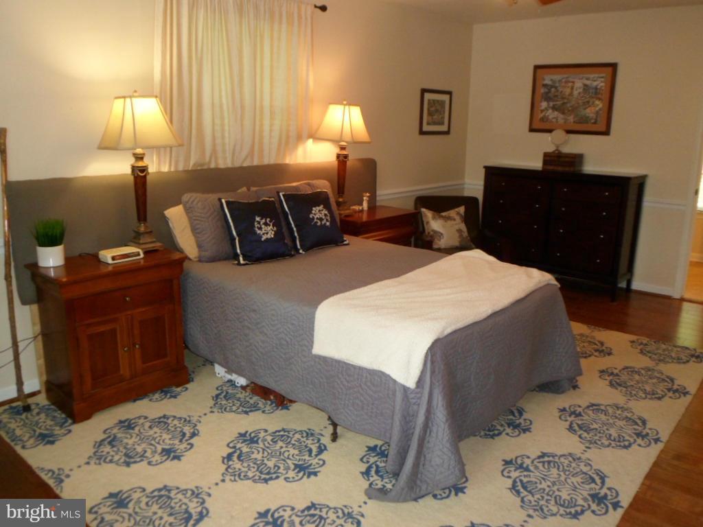 QUIET ACRES - Residential