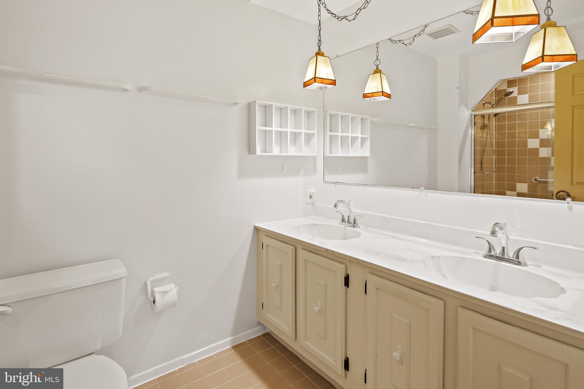 WATERS LANDING - Residential