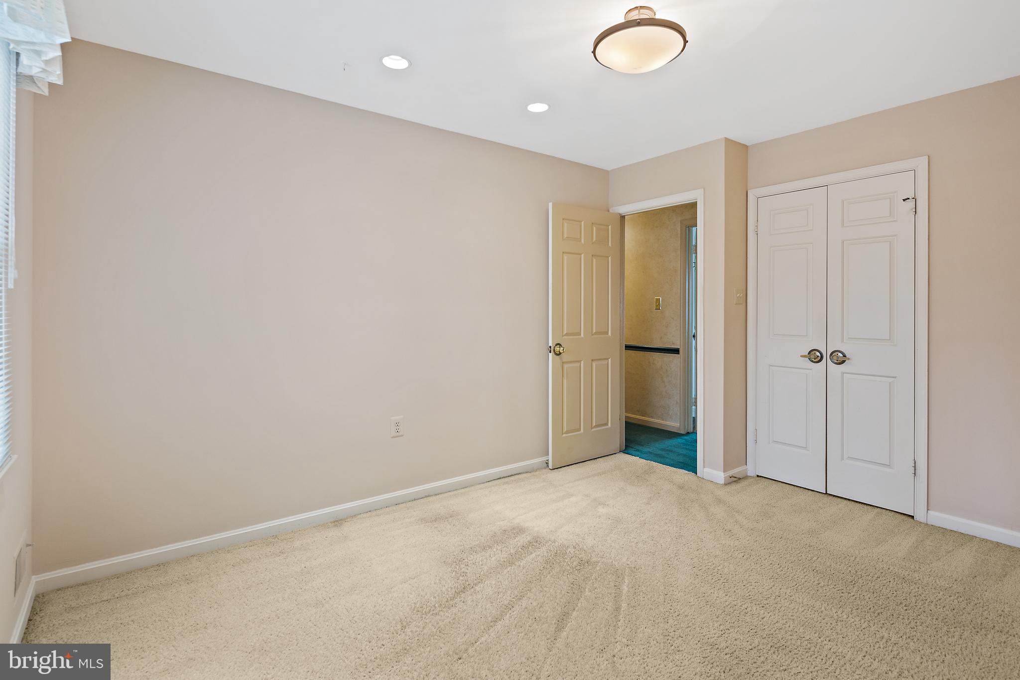 WATERS LANDING - Residential