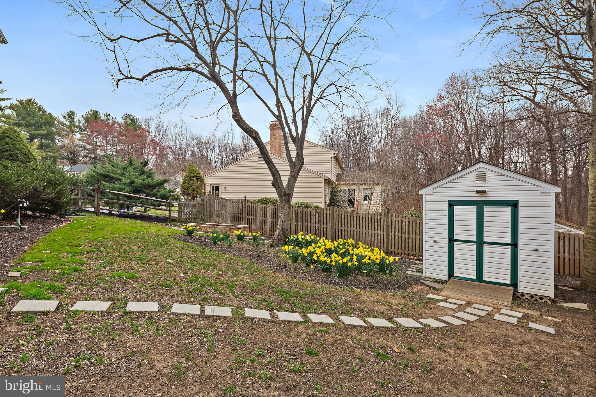 WATERS LANDING - Residential