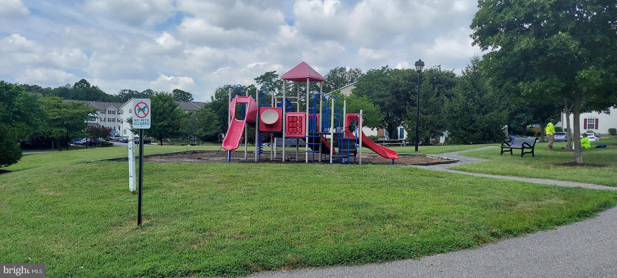 ASBURY WOODS - Residential