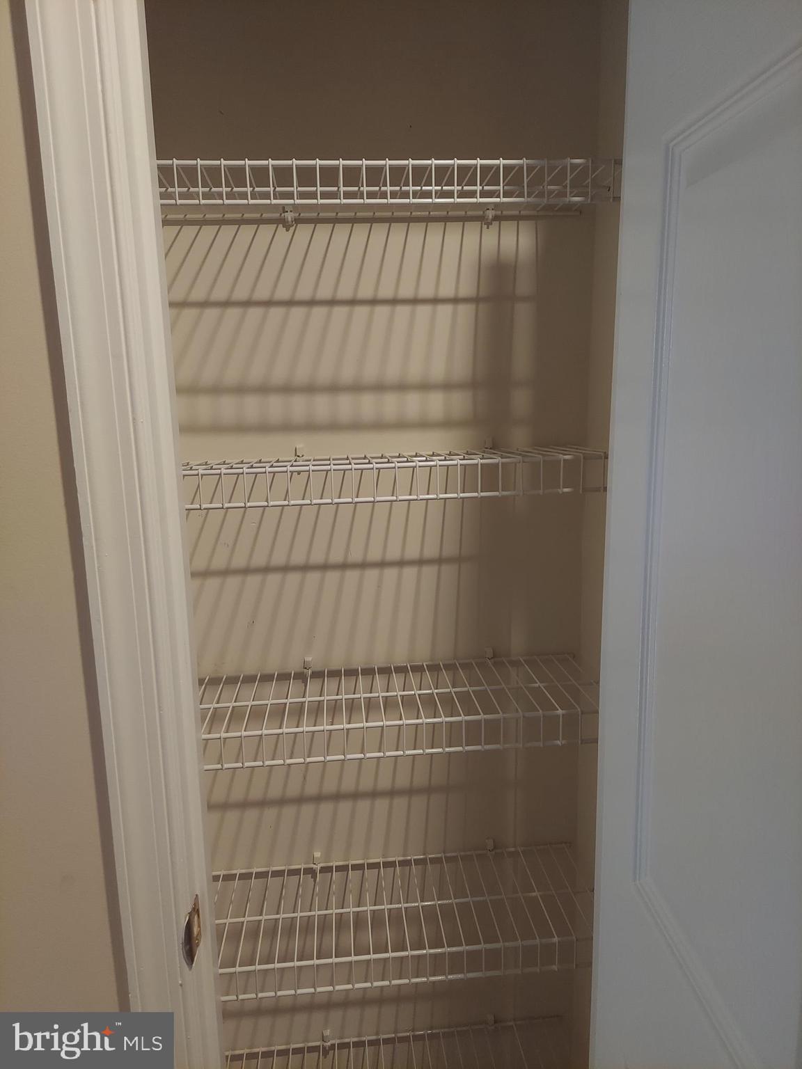 ASBURY WOODS - Residential