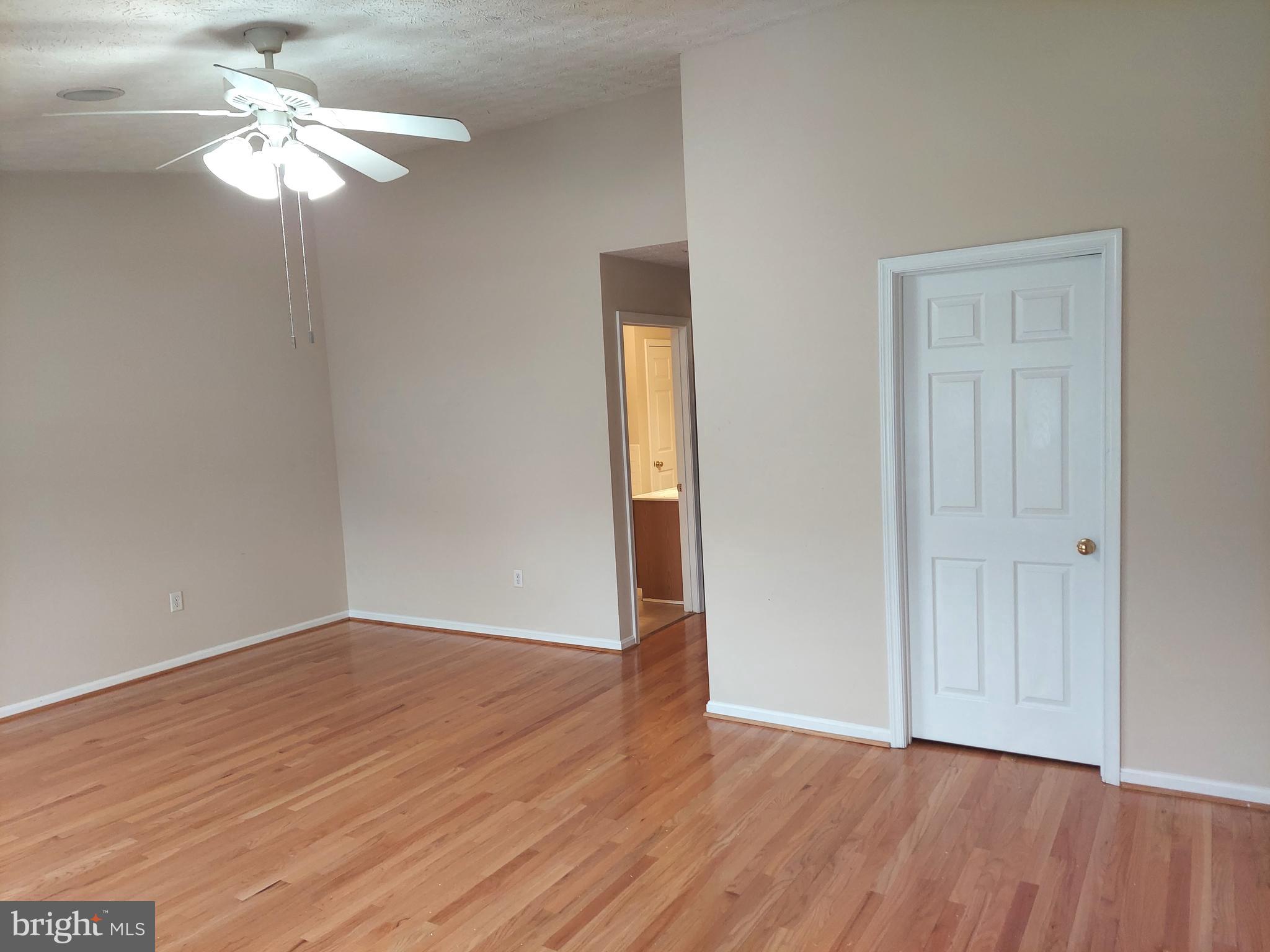 ASBURY WOODS - Residential