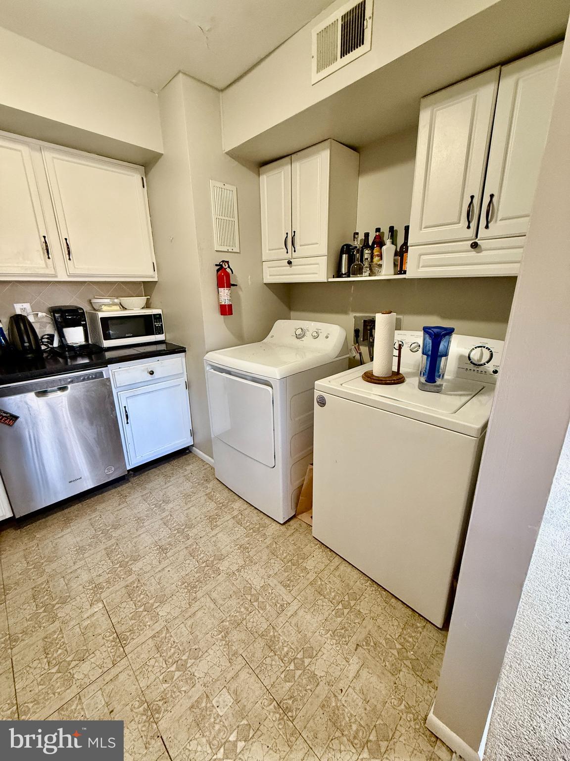 PAINTERS CROSSING - Residential