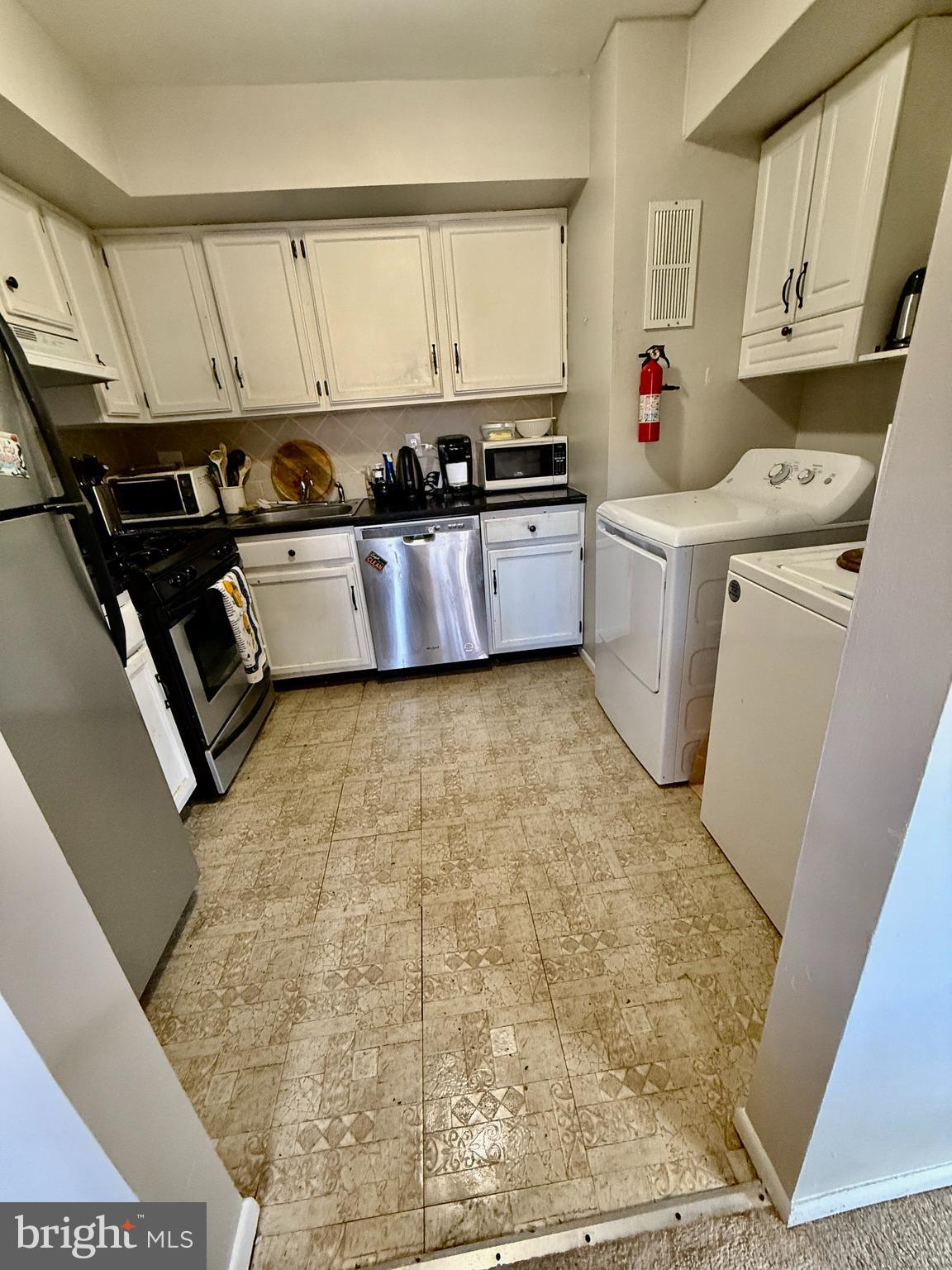 PAINTERS CROSSING - Residential