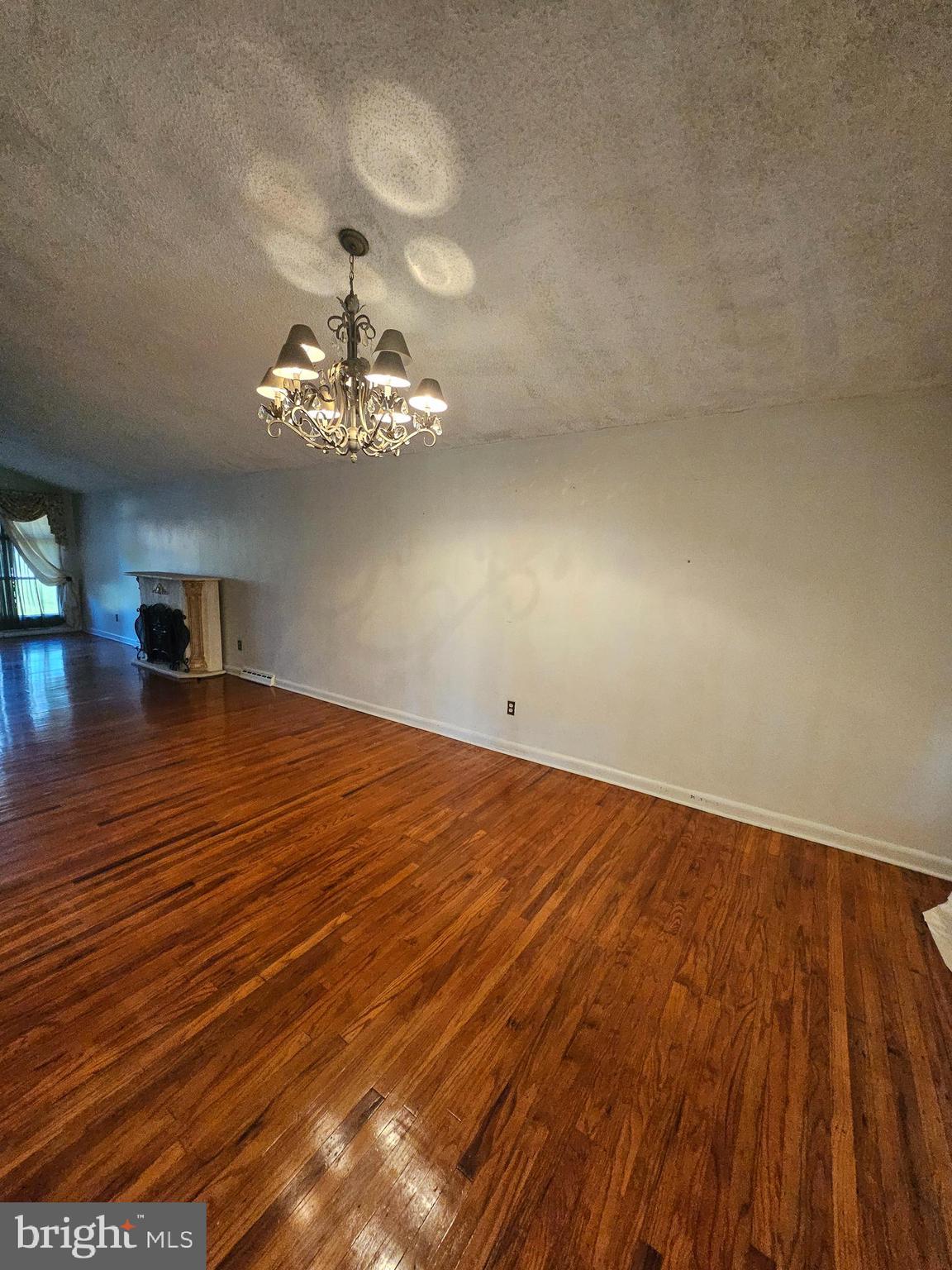 ELKINS PARK - Residential