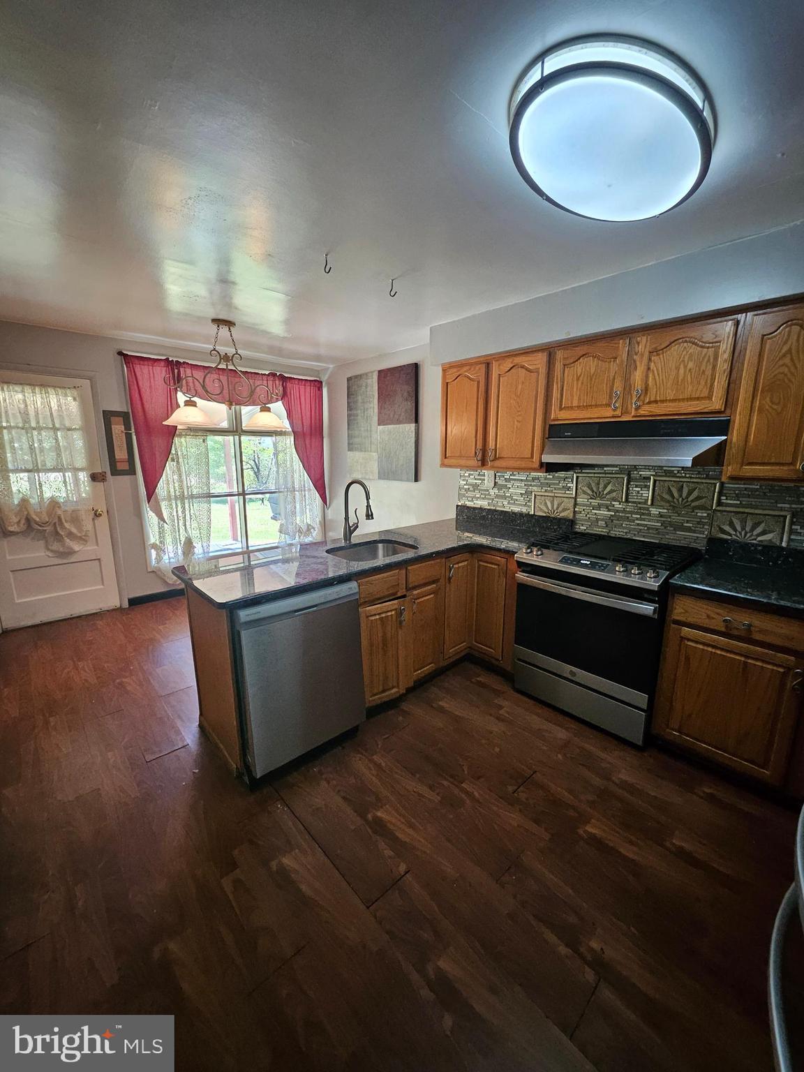 ELKINS PARK - Residential