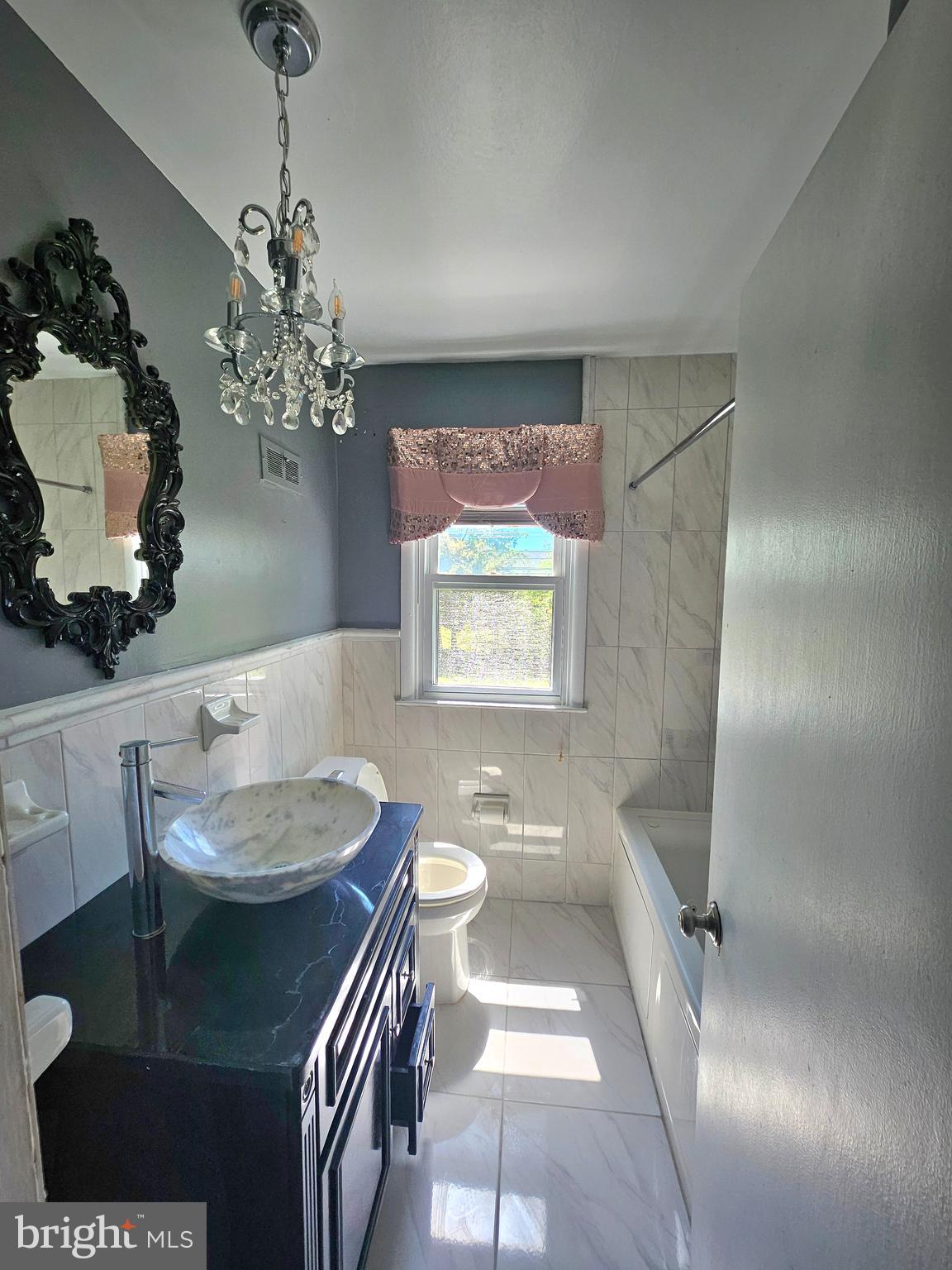 ELKINS PARK - Residential