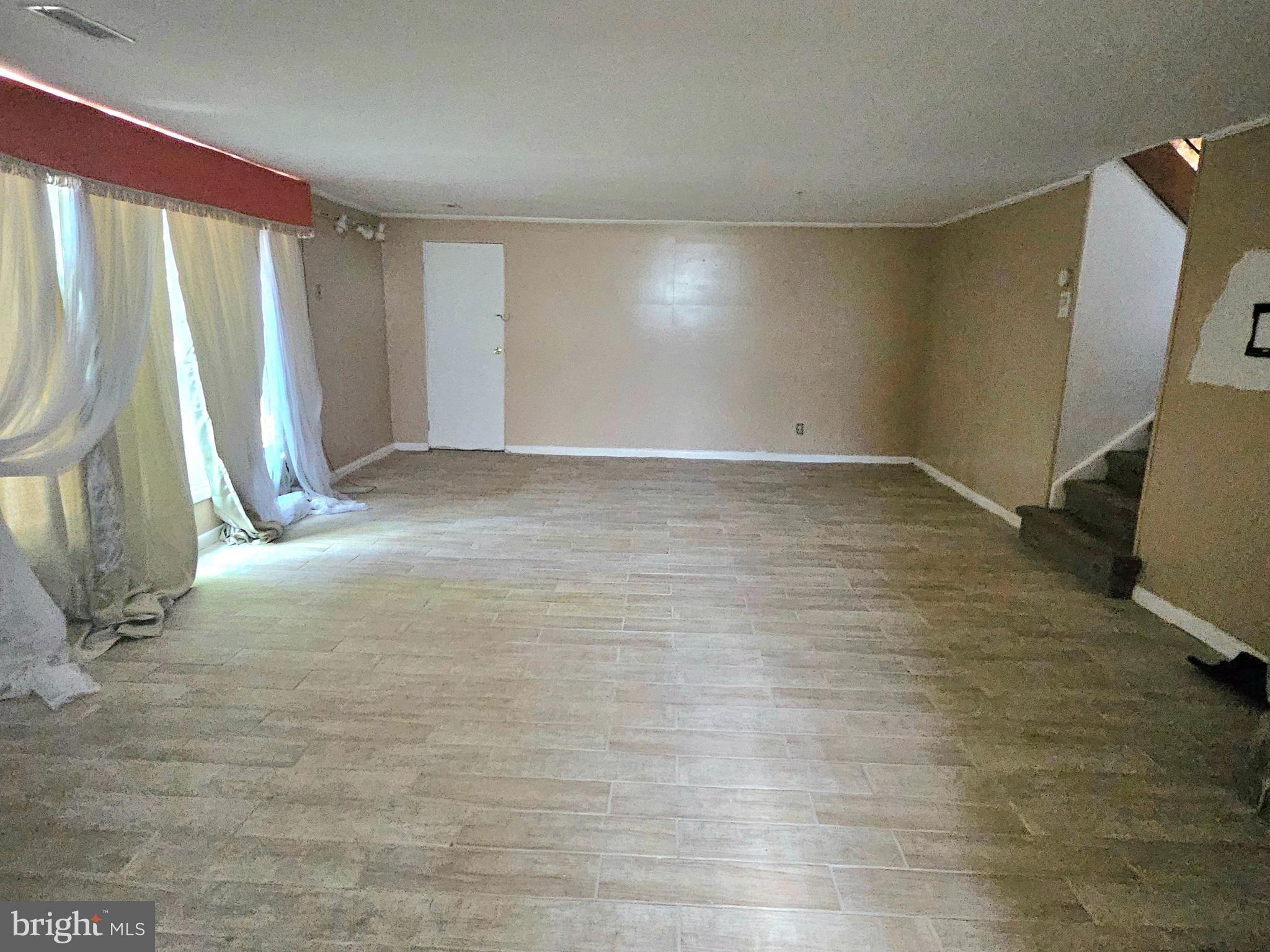 ELKINS PARK - Residential