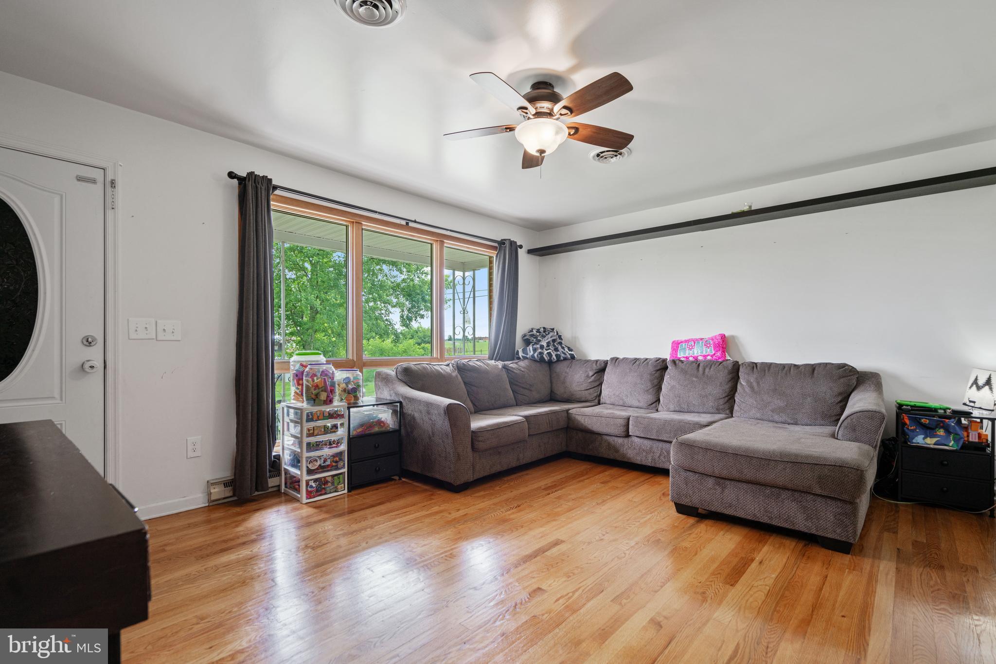 SUNRISE SUMMIT - Residential