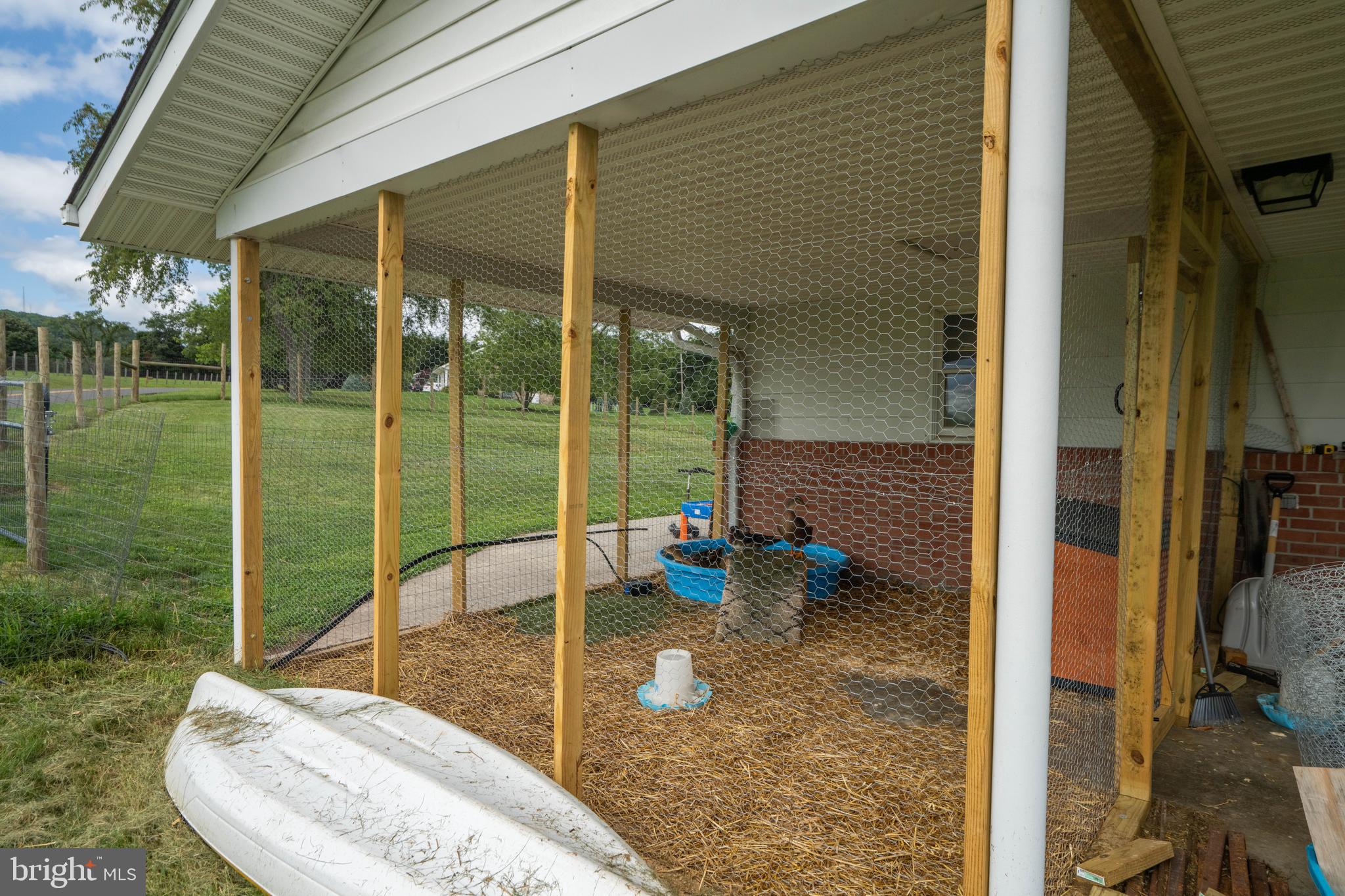 SUNRISE SUMMIT - Residential