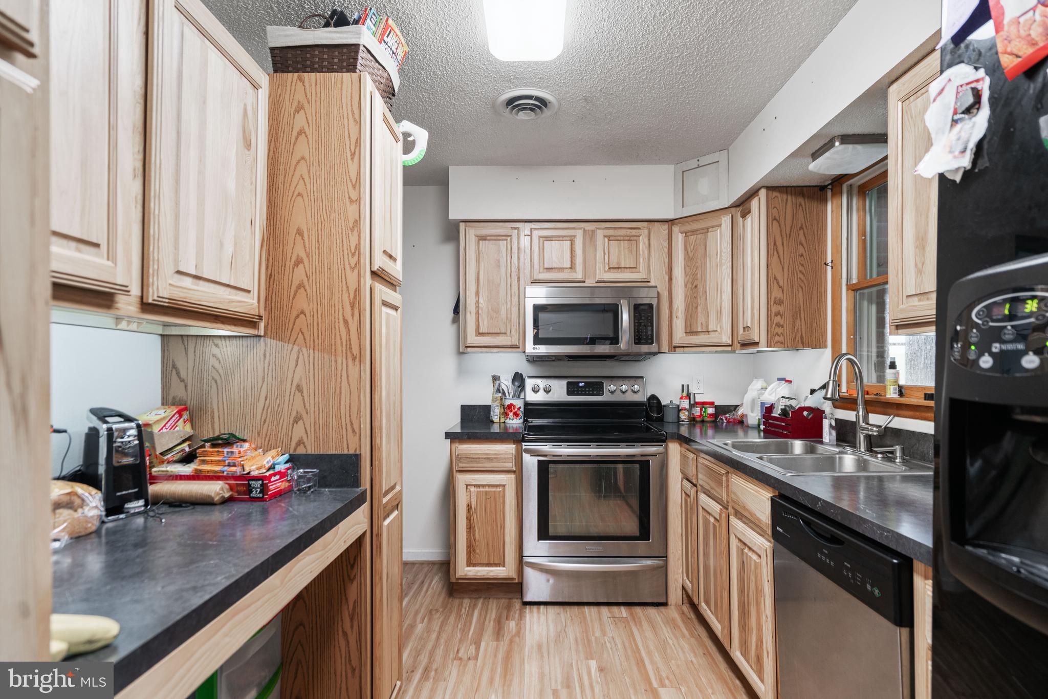 SUNRISE SUMMIT - Residential