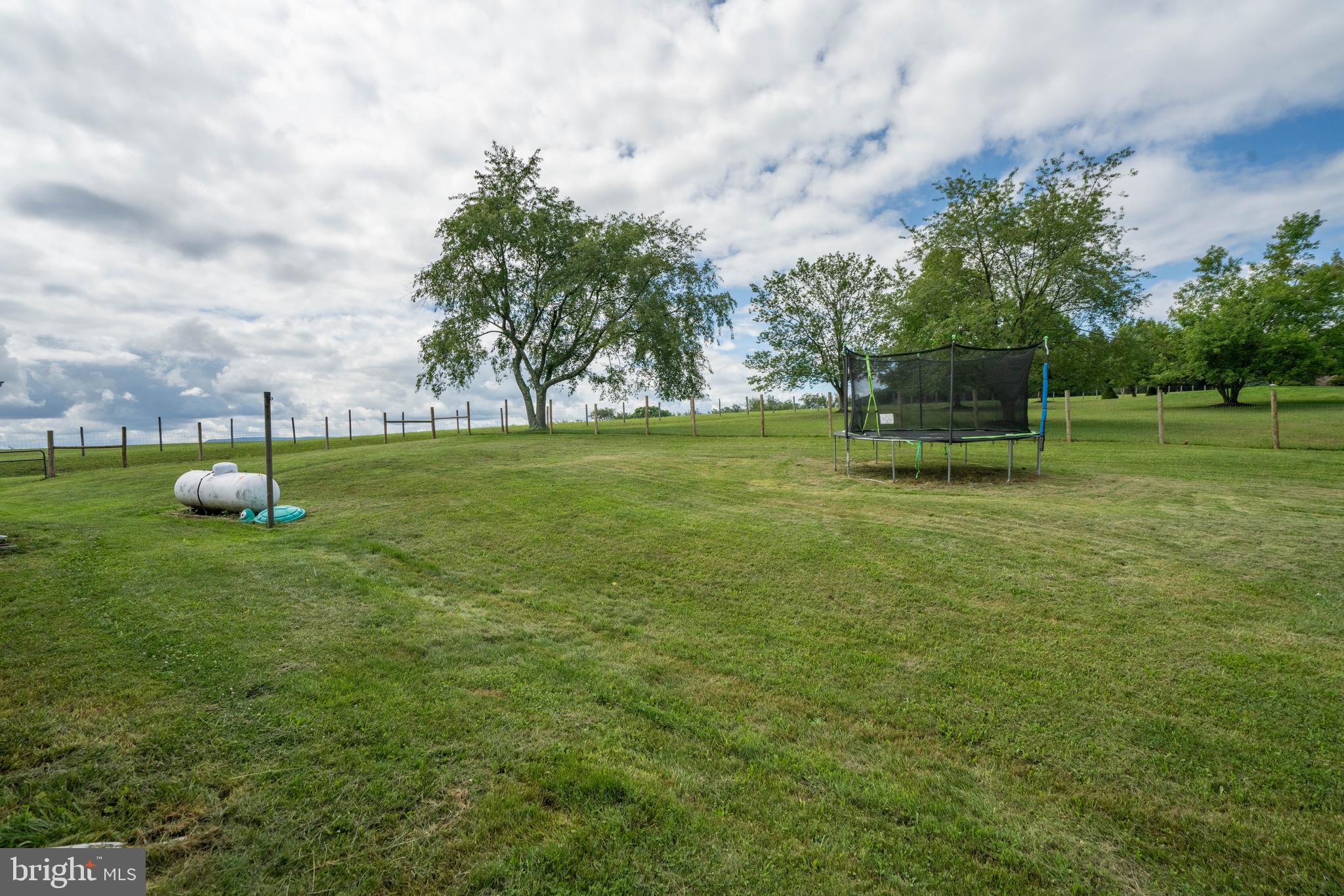 SUNRISE SUMMIT - Residential