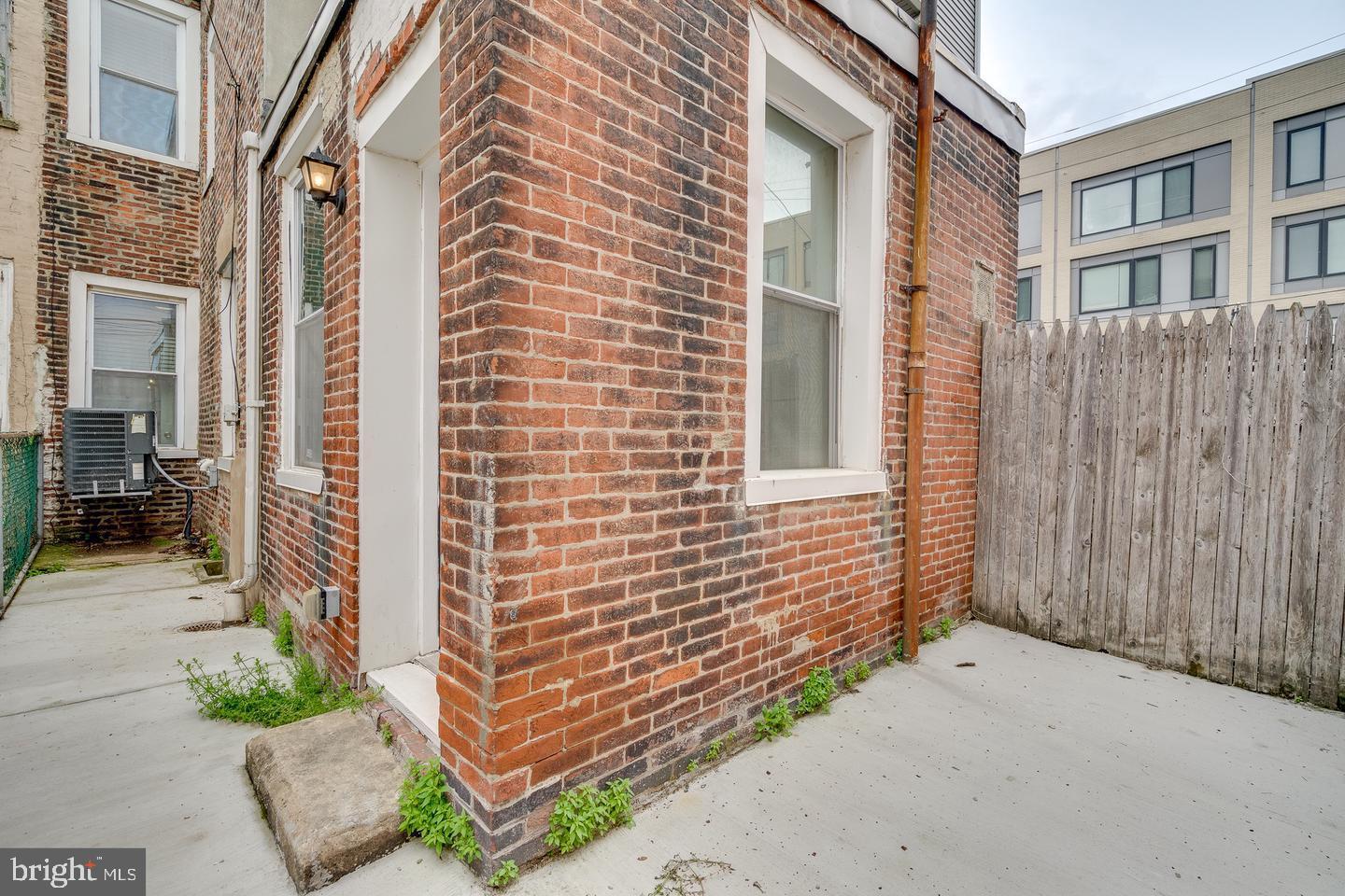 FISHTOWN - Residential Lease