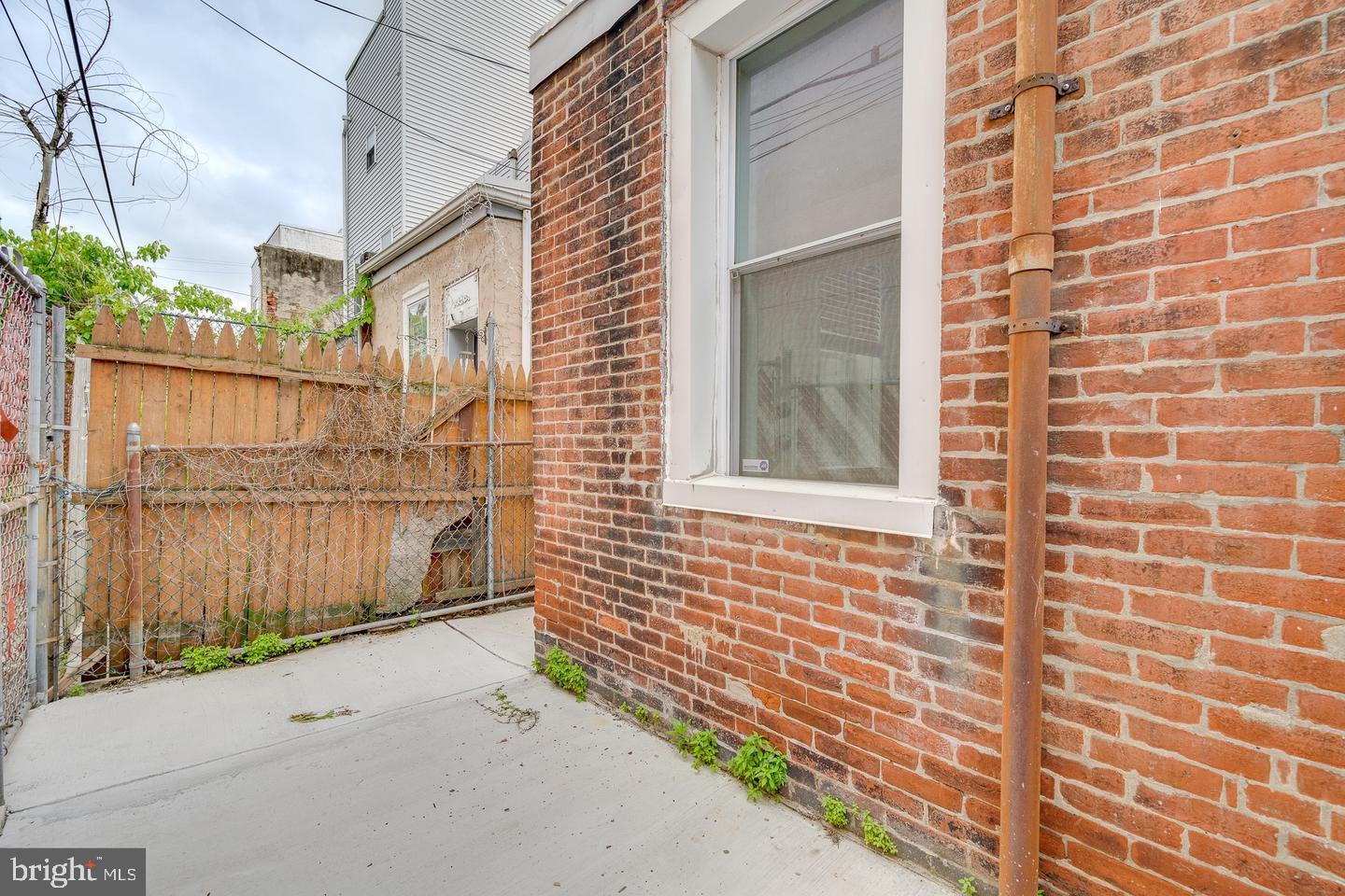 FISHTOWN - Residential Lease