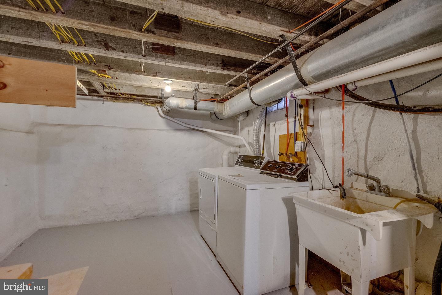 FISHTOWN - Residential Lease