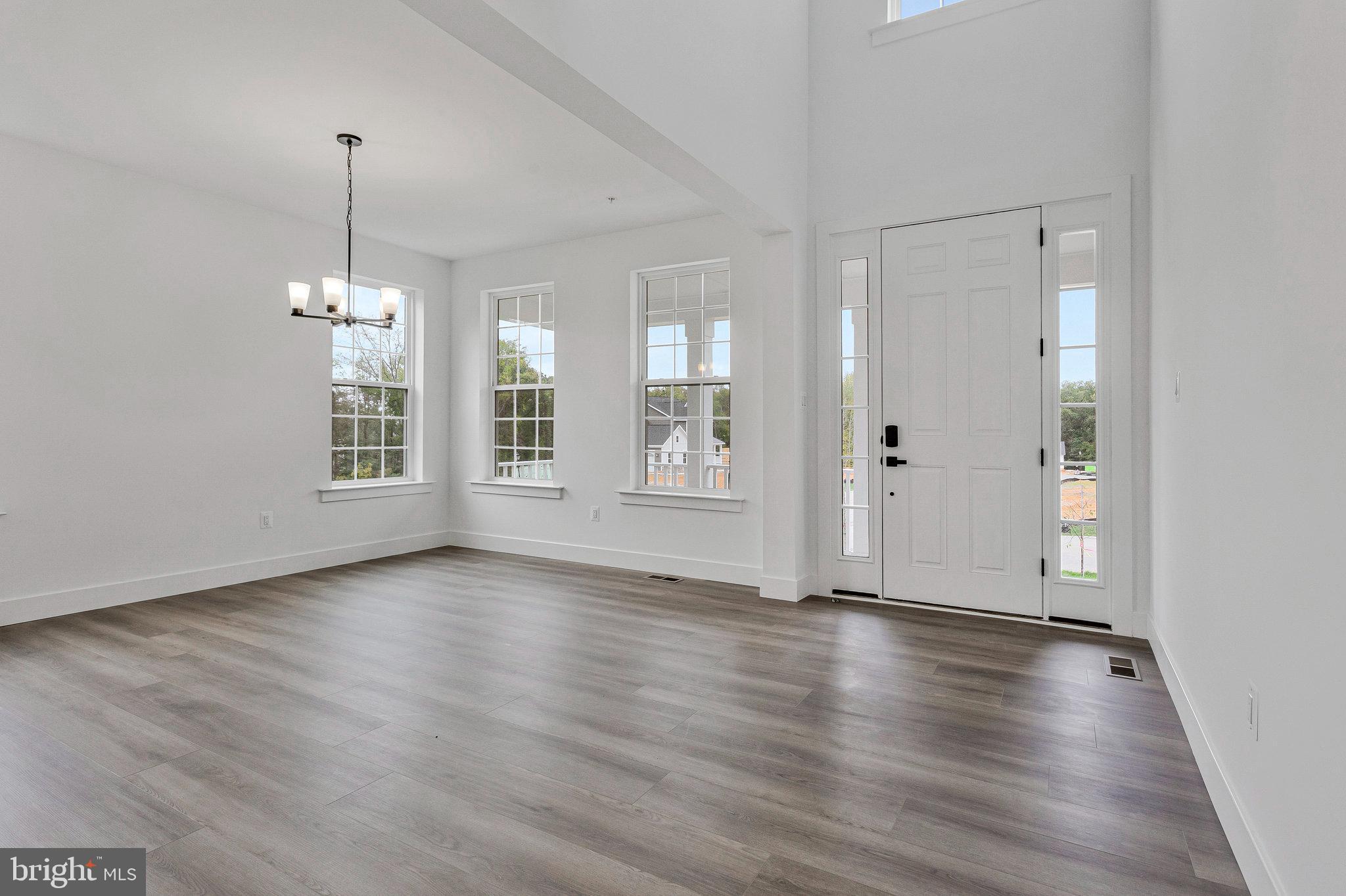 ST JAMES - Residential