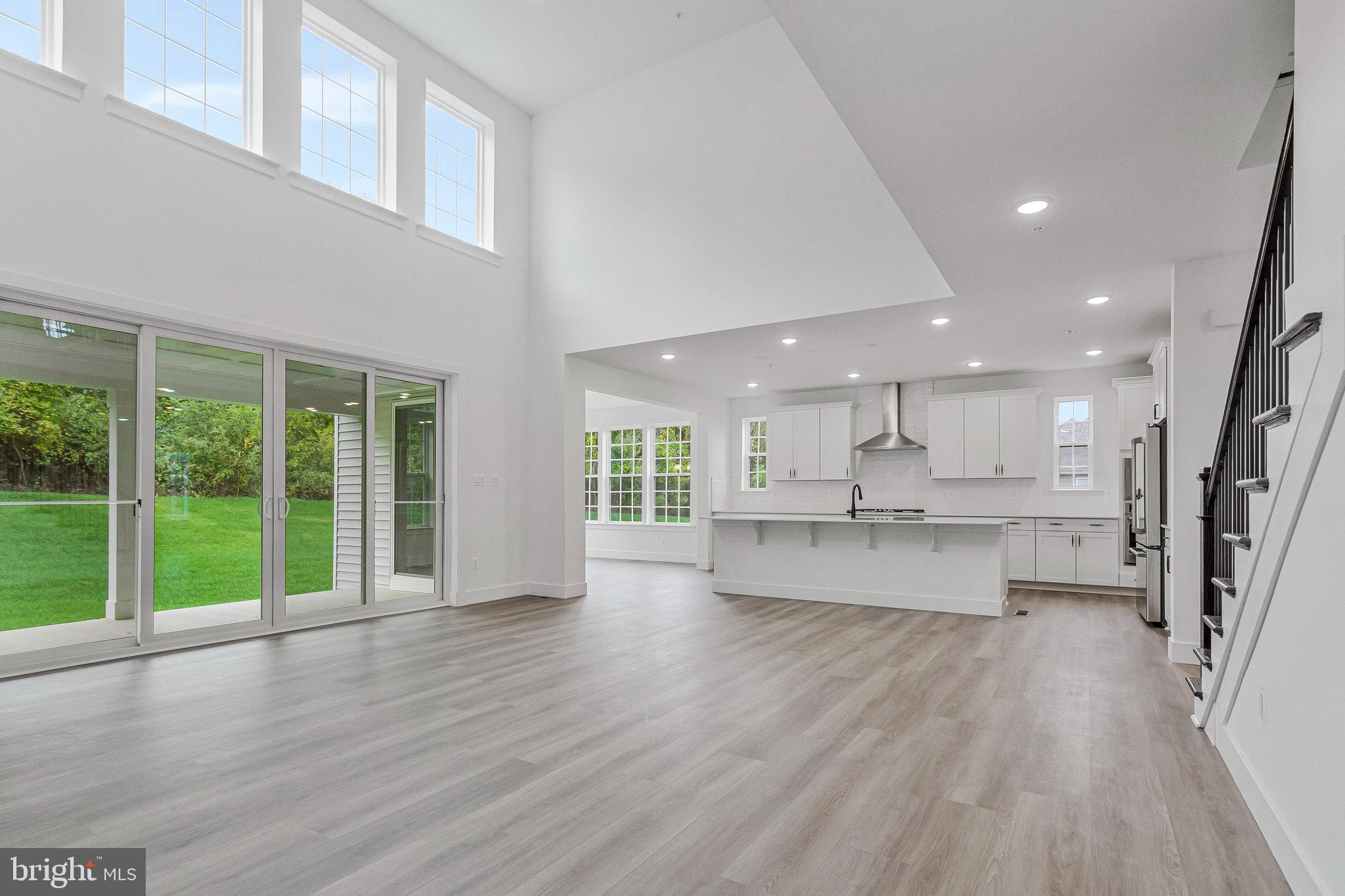 ST JAMES - Residential