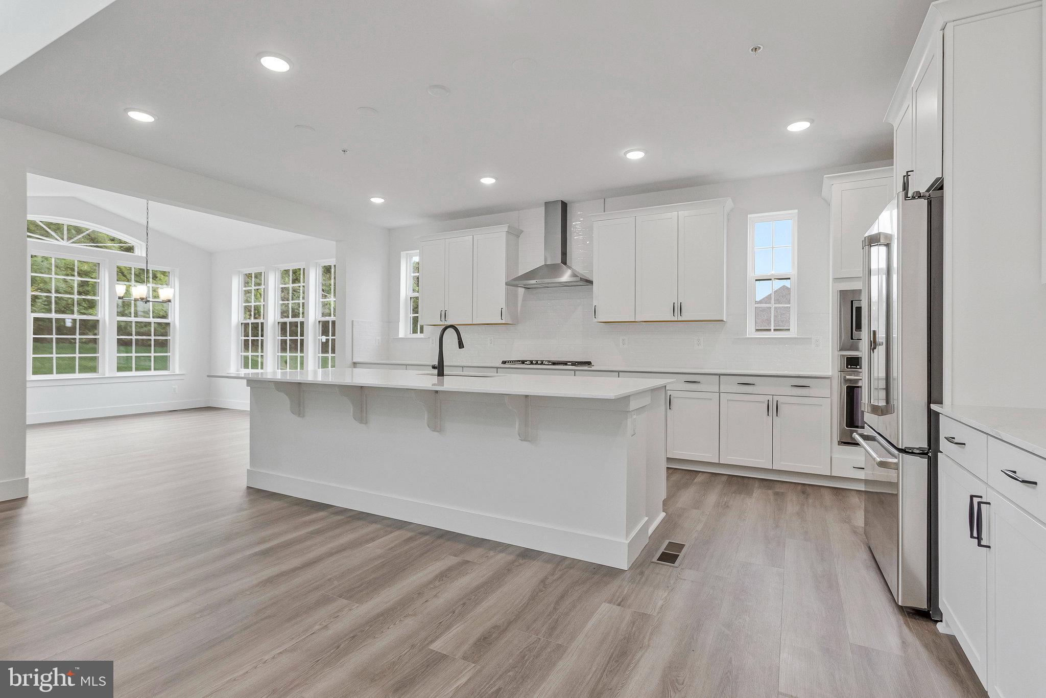 ST JAMES - Residential