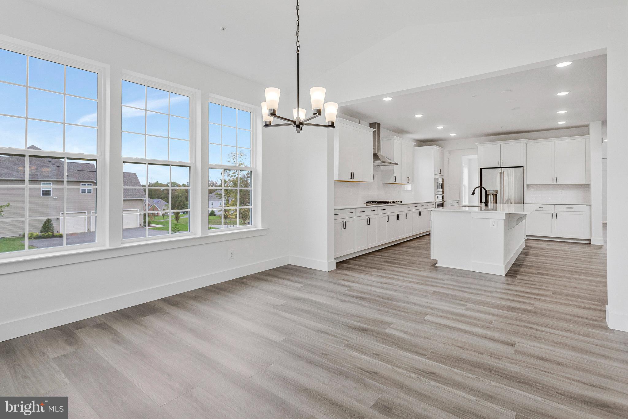 ST JAMES - Residential