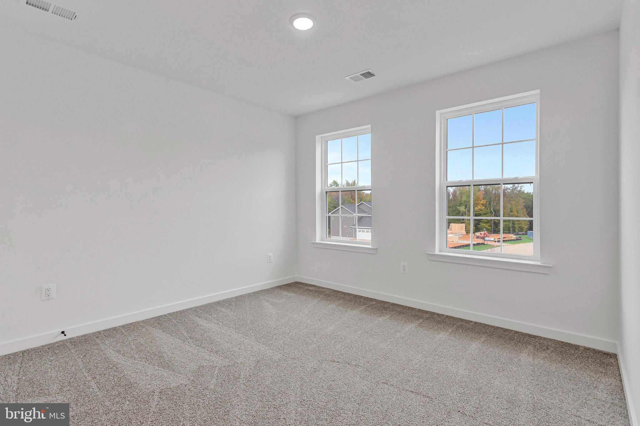 ST JAMES - Residential