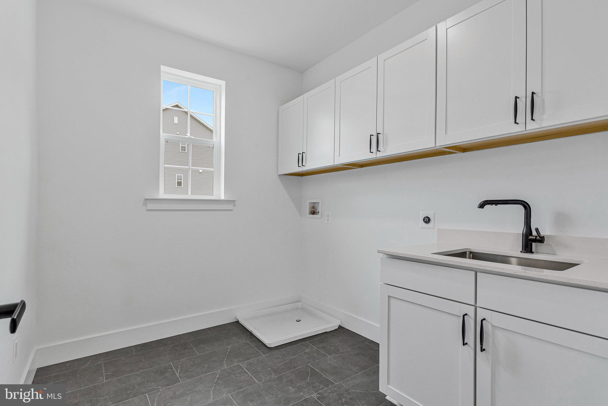 ST JAMES - Residential