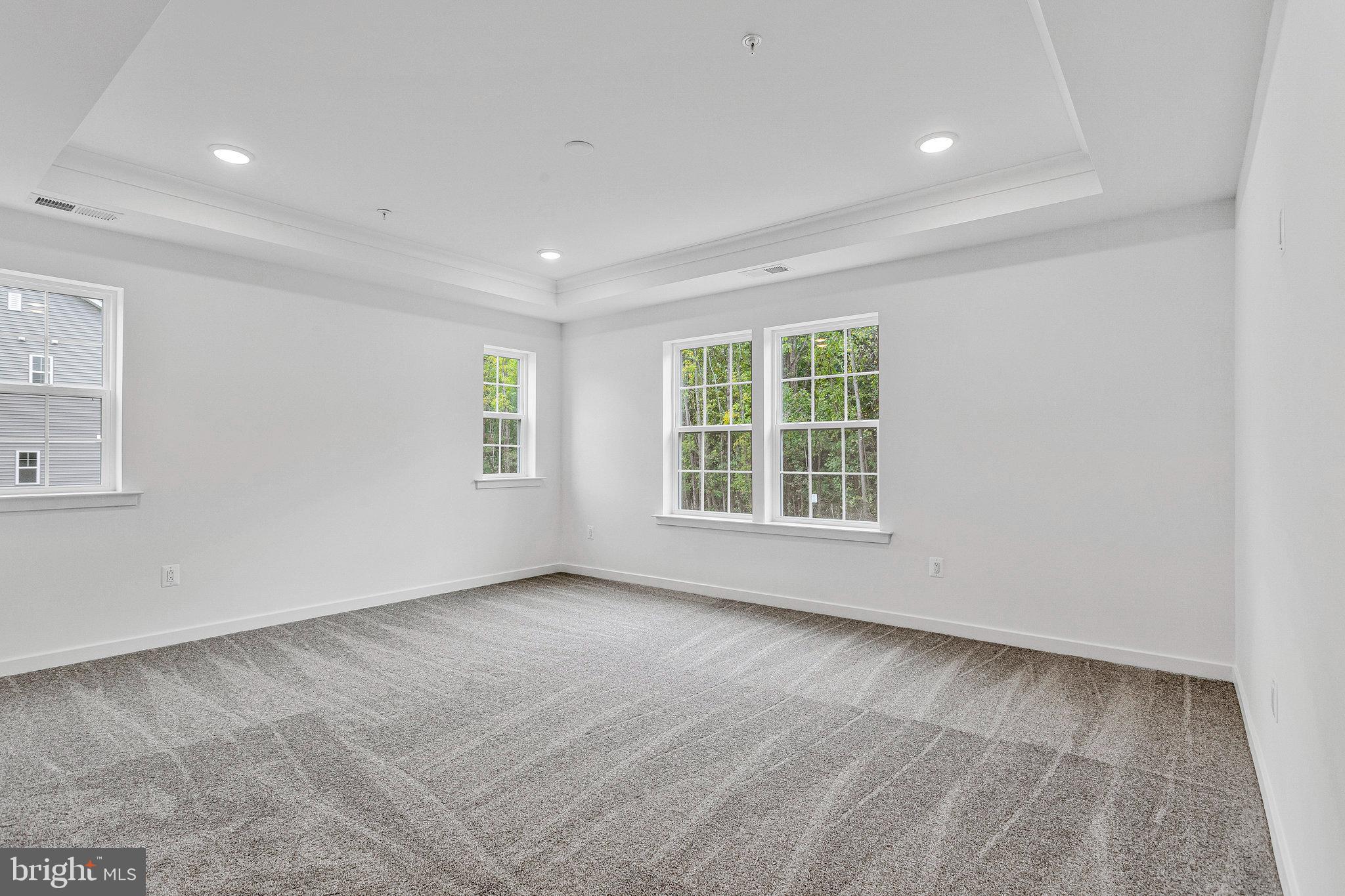 ST JAMES - Residential