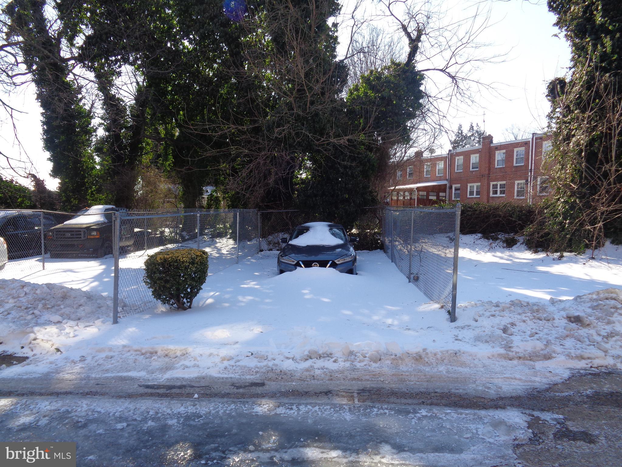 MELROSE PARK GARDENS - Residential