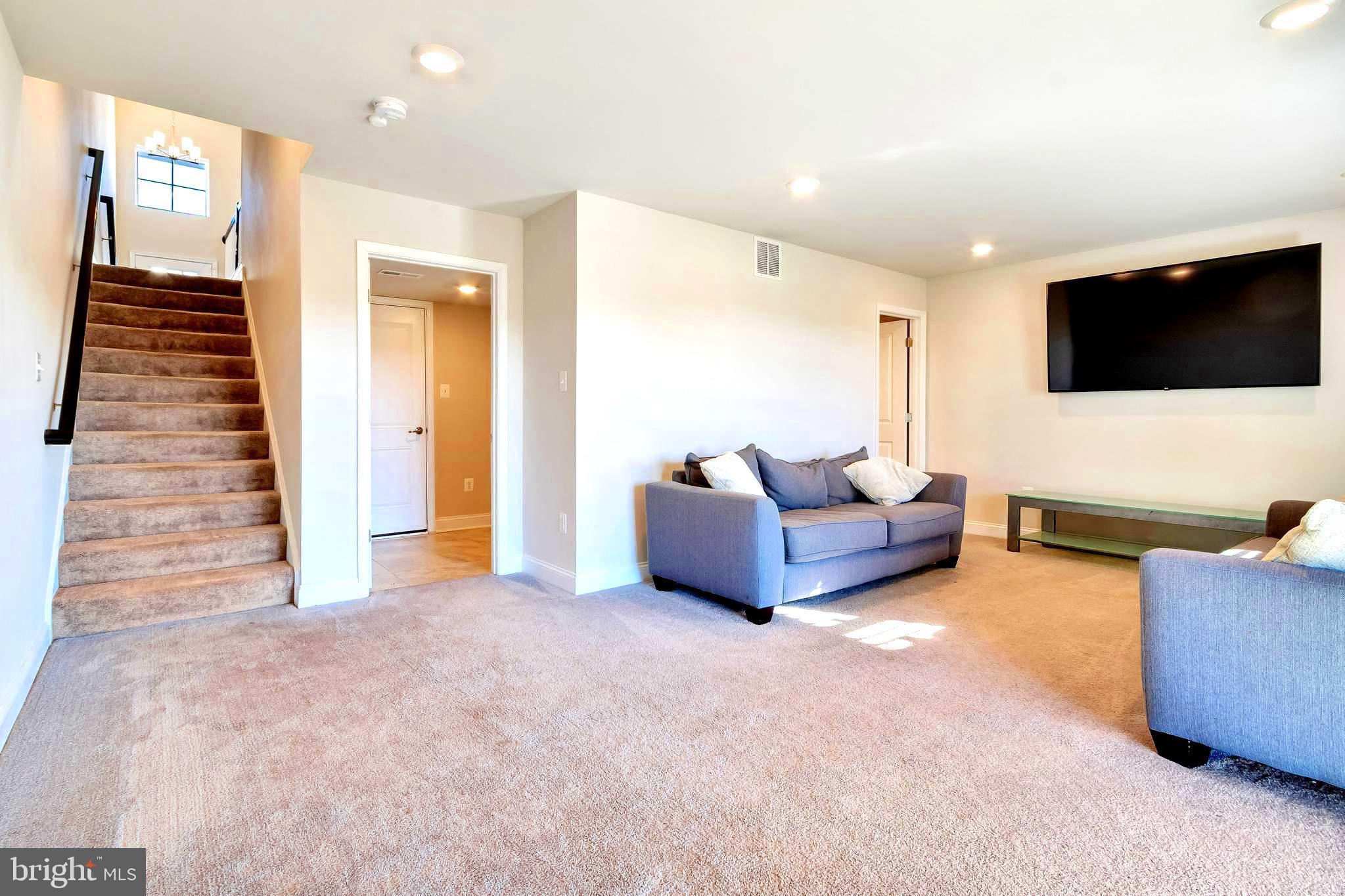 PLANTATION LAKES - Residential