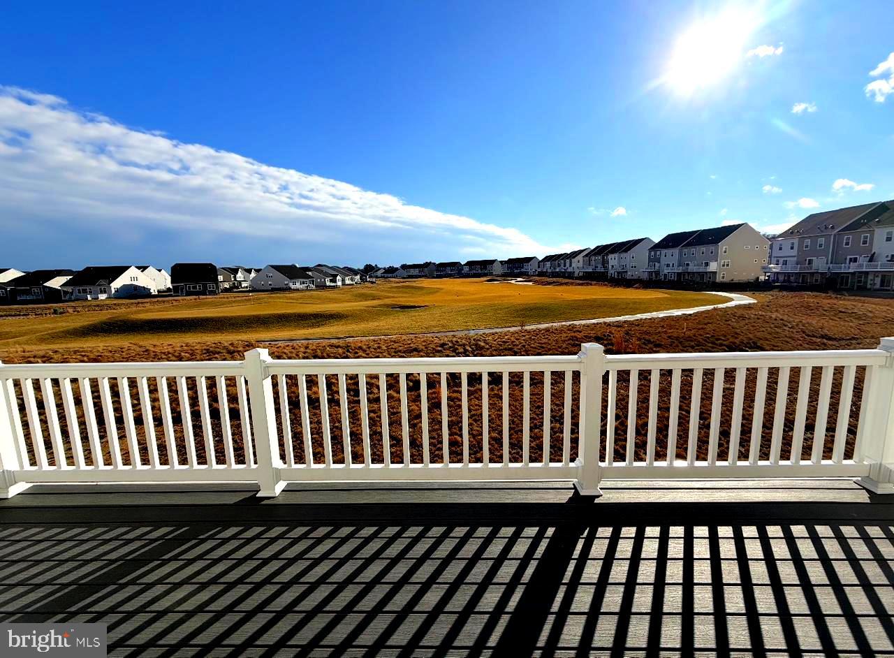 PLANTATION LAKES - Residential