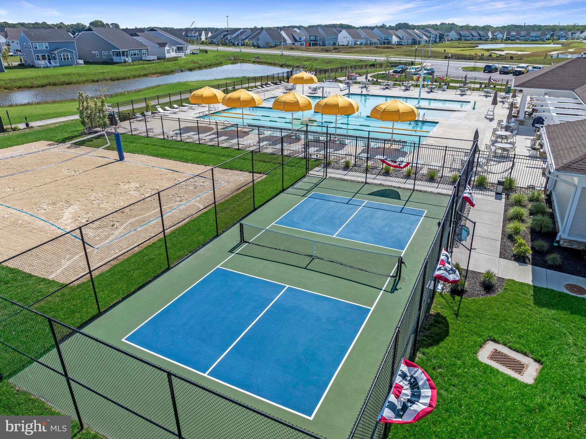 PLANTATION LAKES - Residential