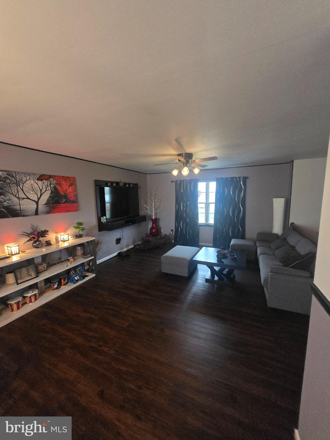 6918 MAPLEWOOD DRIVE
