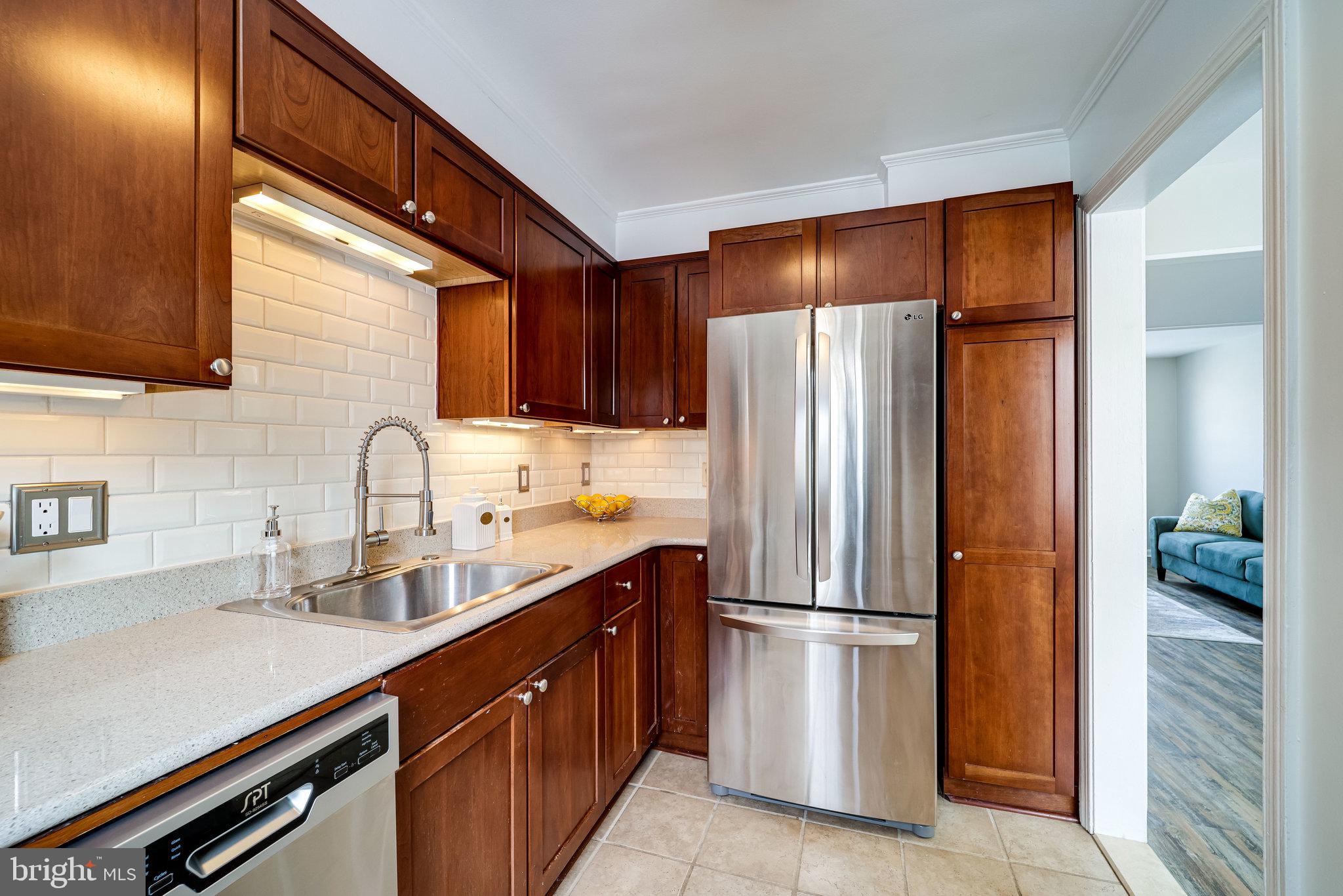 BELLE VIEW CONDOMINIUMS - Residential