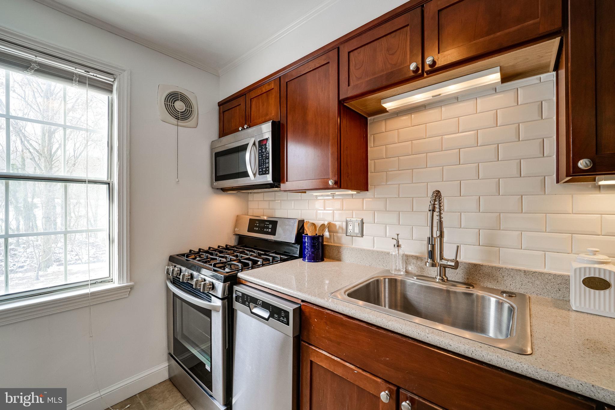 BELLE VIEW CONDOMINIUMS - Residential