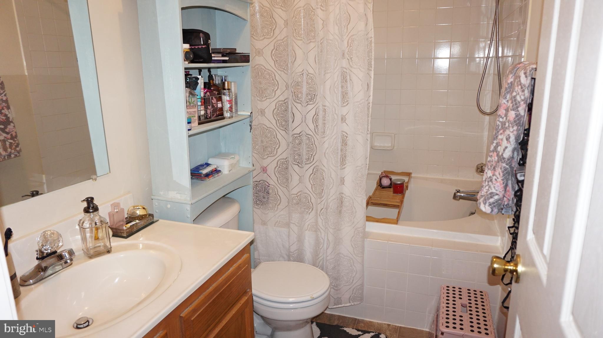 HIGHPOINTE - Residential Lease