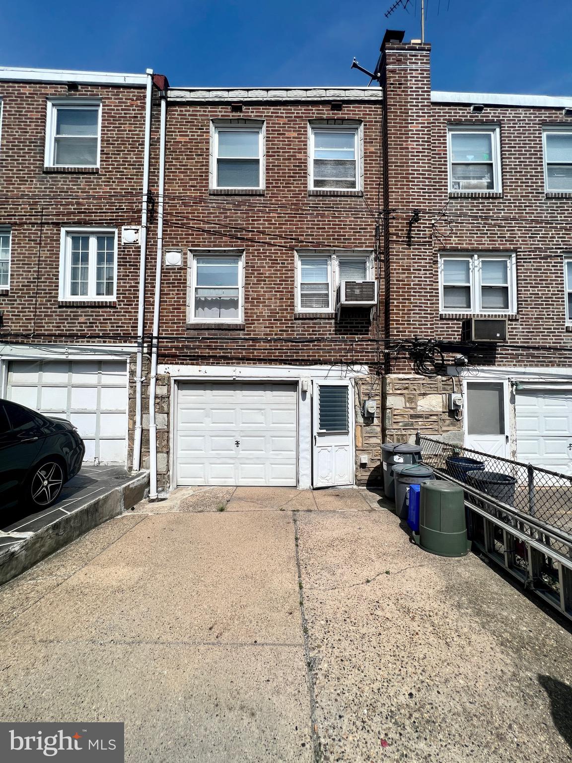 MAYFAIR (WEST) - Residential