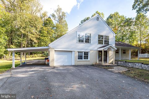 Photo of 2129 Countryside Drive, SILVER SPRING, MD 20905 (MLS # MDMC2203254)