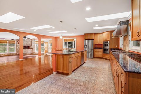 2129 COUNTRYSIDE DRIVE SILVER SPRING MD 20905