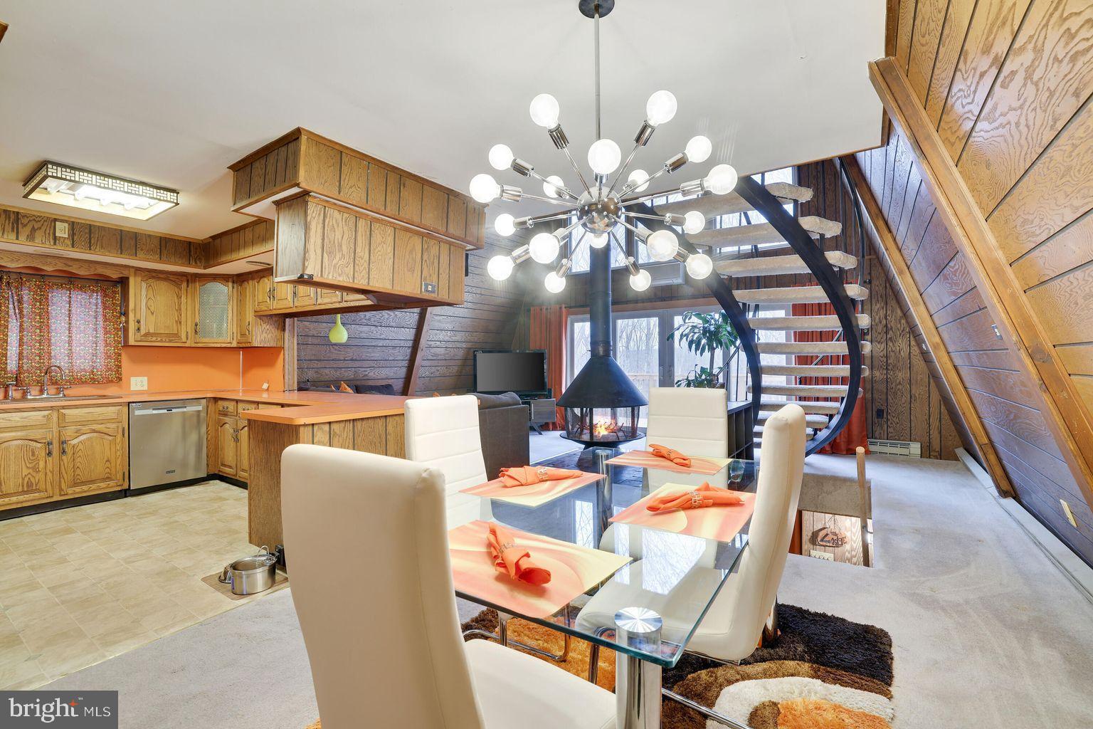 BRIER CREST WOODS - Residential