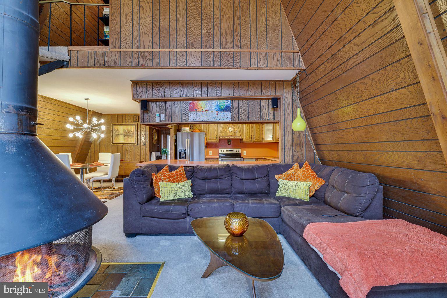 BRIER CREST WOODS - Residential