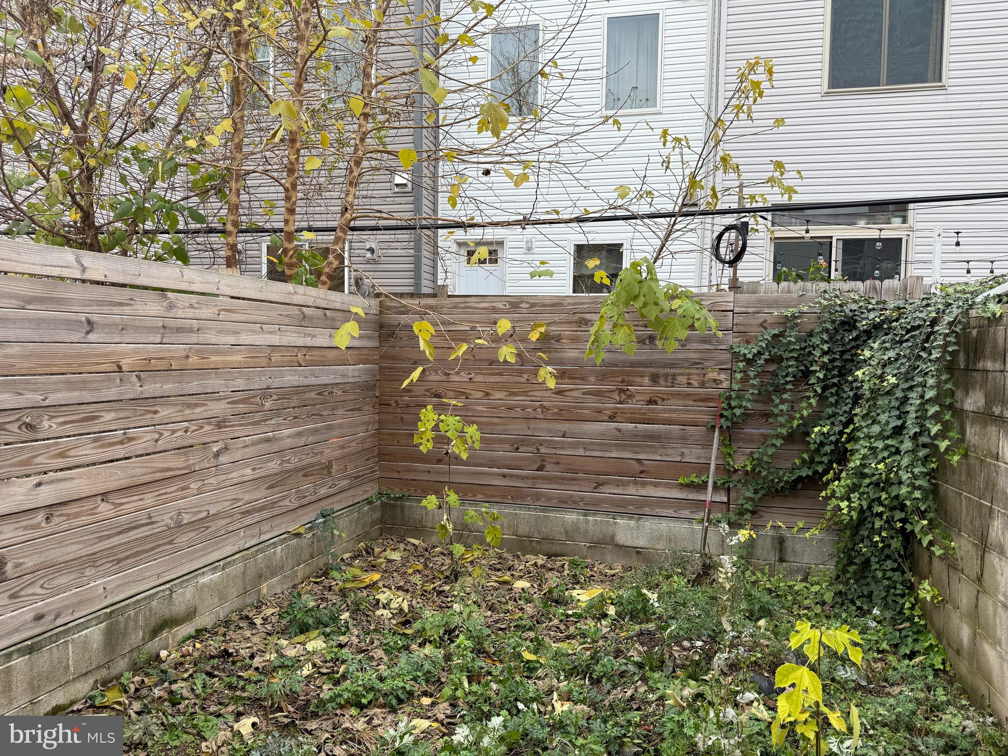 POINT BREEZE - Residential