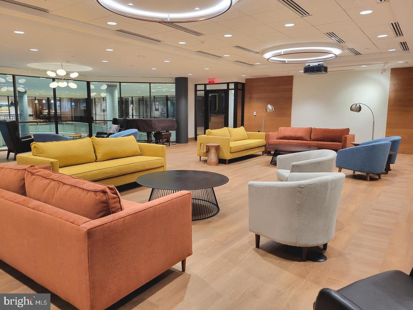 MONTEBELLO - Residential Lease