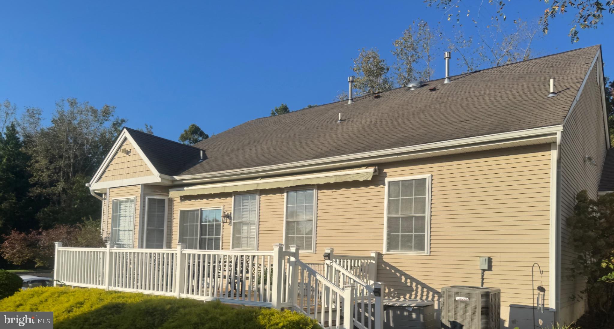 52 GOLDFINCH DRIVE