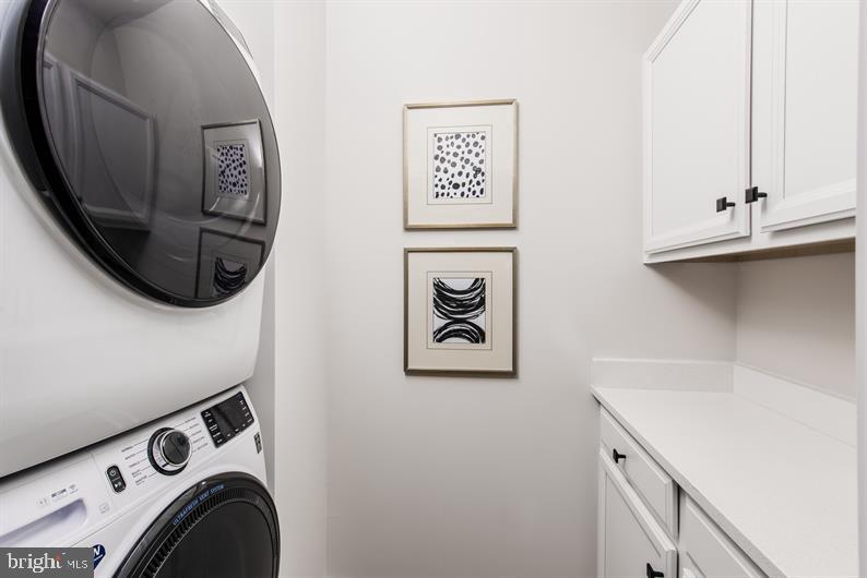 SOUTHLAKE - Residential