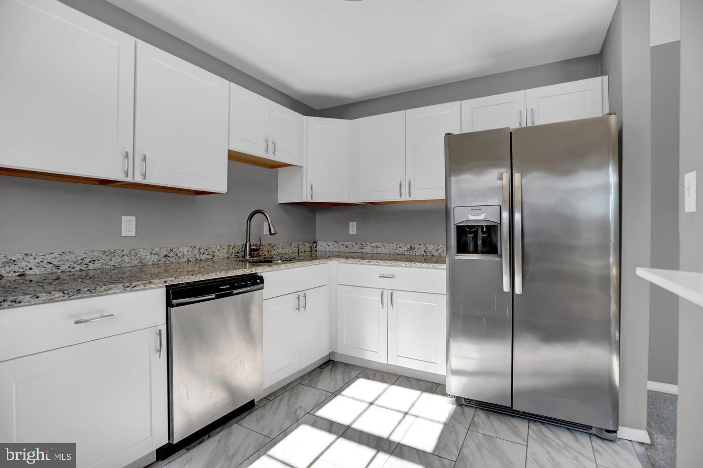 WOODSDALE MANOR - Residential Lease