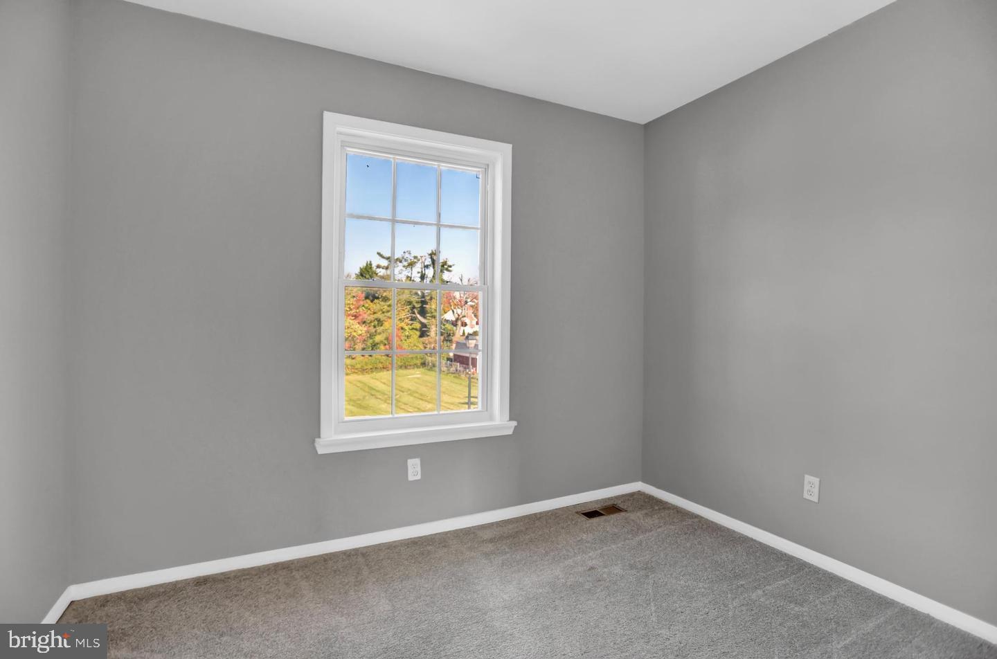 WOODSDALE MANOR - Residential Lease