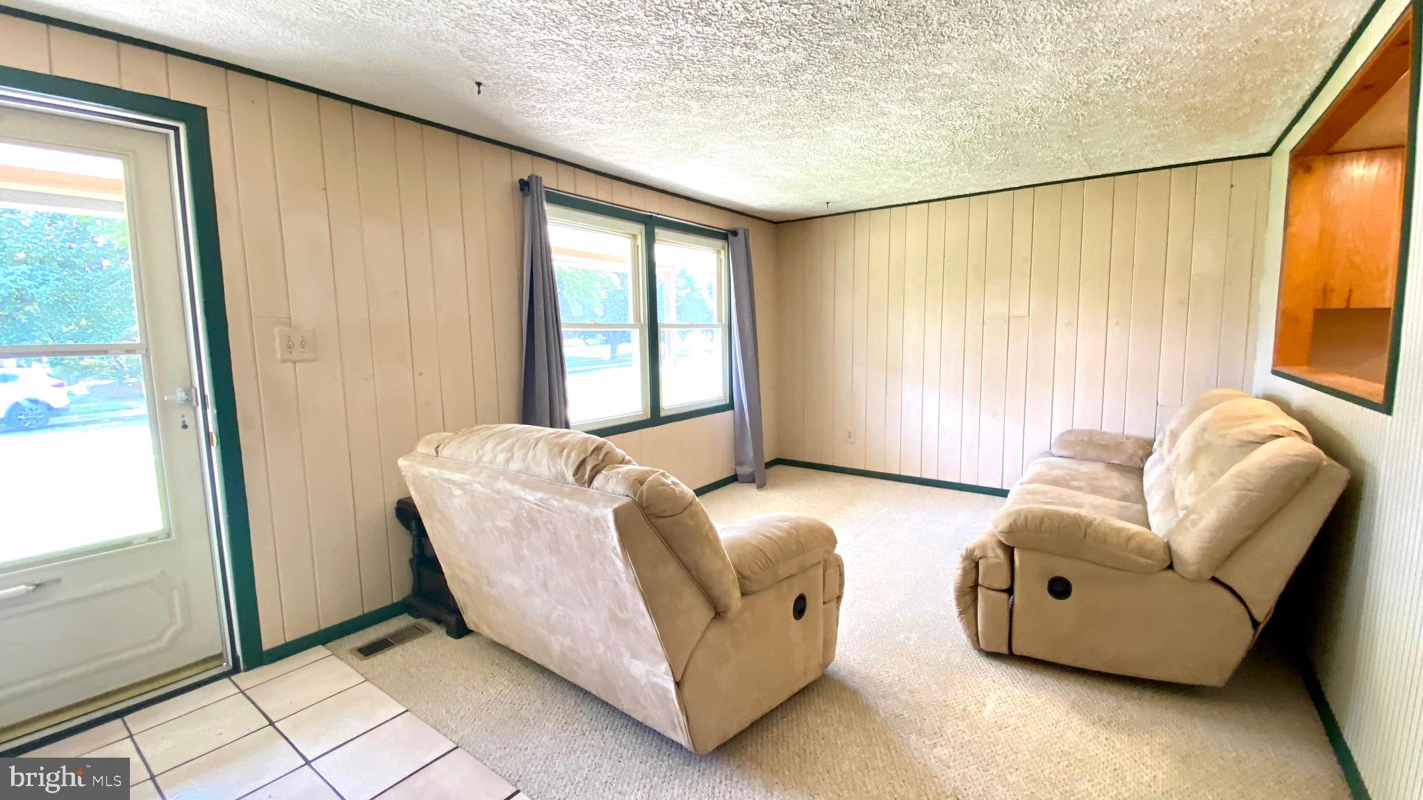 RUMSEY ISLAND - Residential