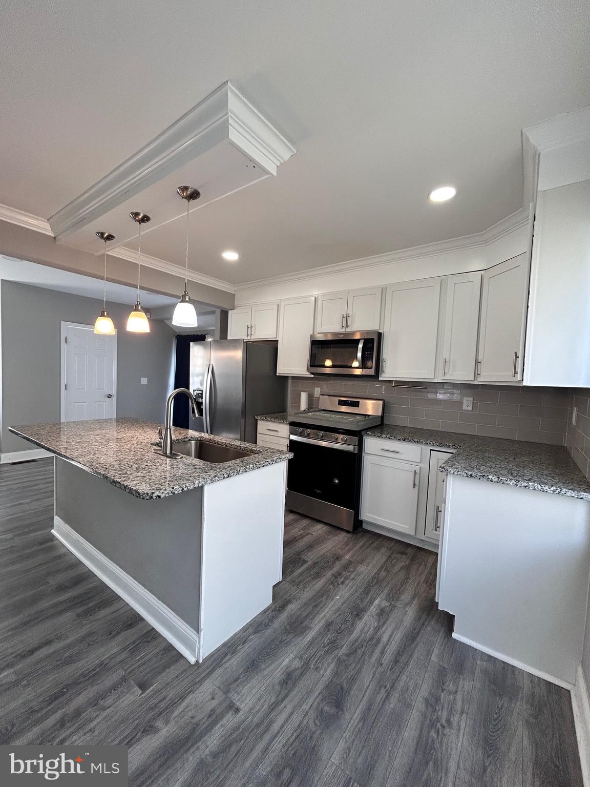 FRANKFORD - Residential